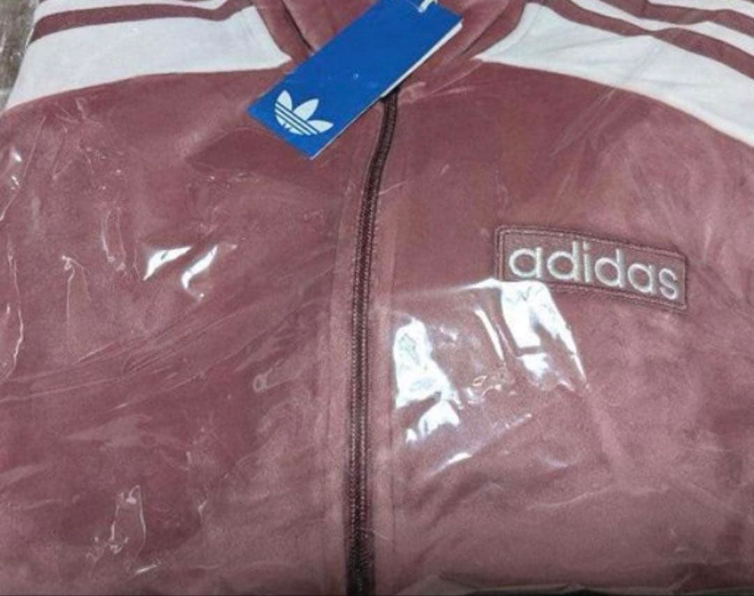 adidas W ADIBREAK VELOUR TT アウター