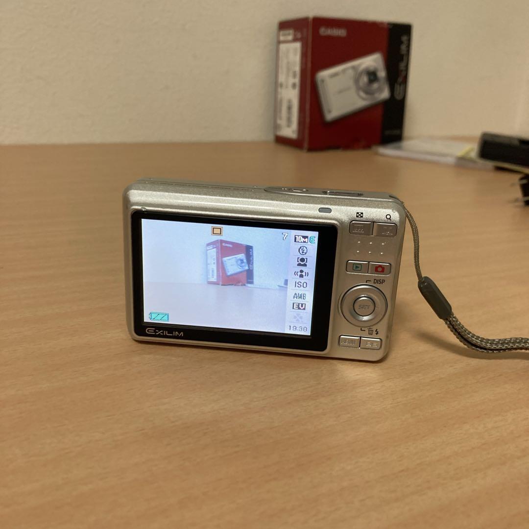CASIO EXILIM ex-z29 シルバー 箱付　コンデジ　デジカメ