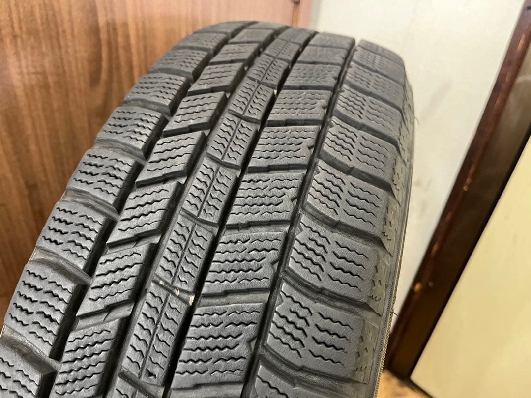 2022年製 中古ノーストレック スタッドレスセット175/65R15 アクア等