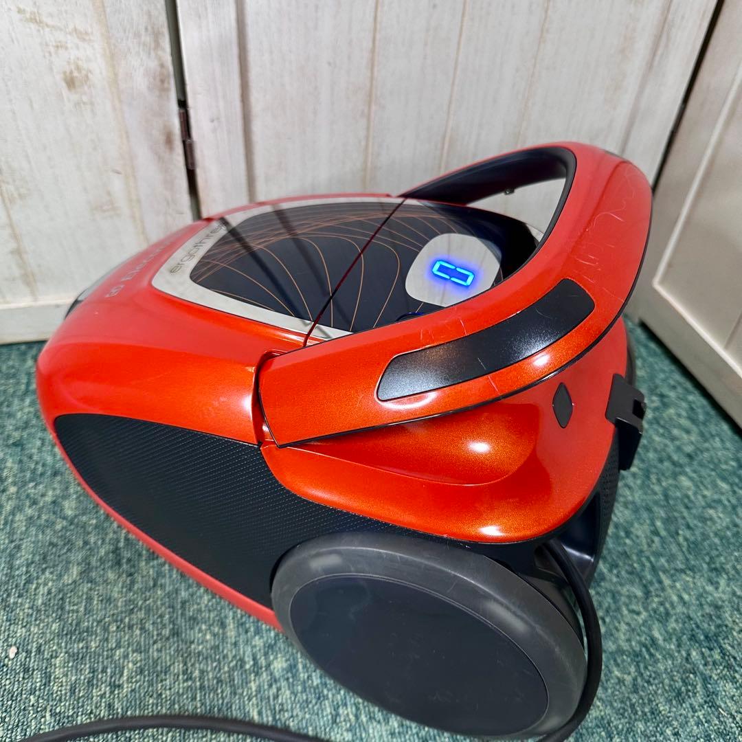 エレクトロラックス エルゴスリー オート 紙パック式 掃除機 EET530SO