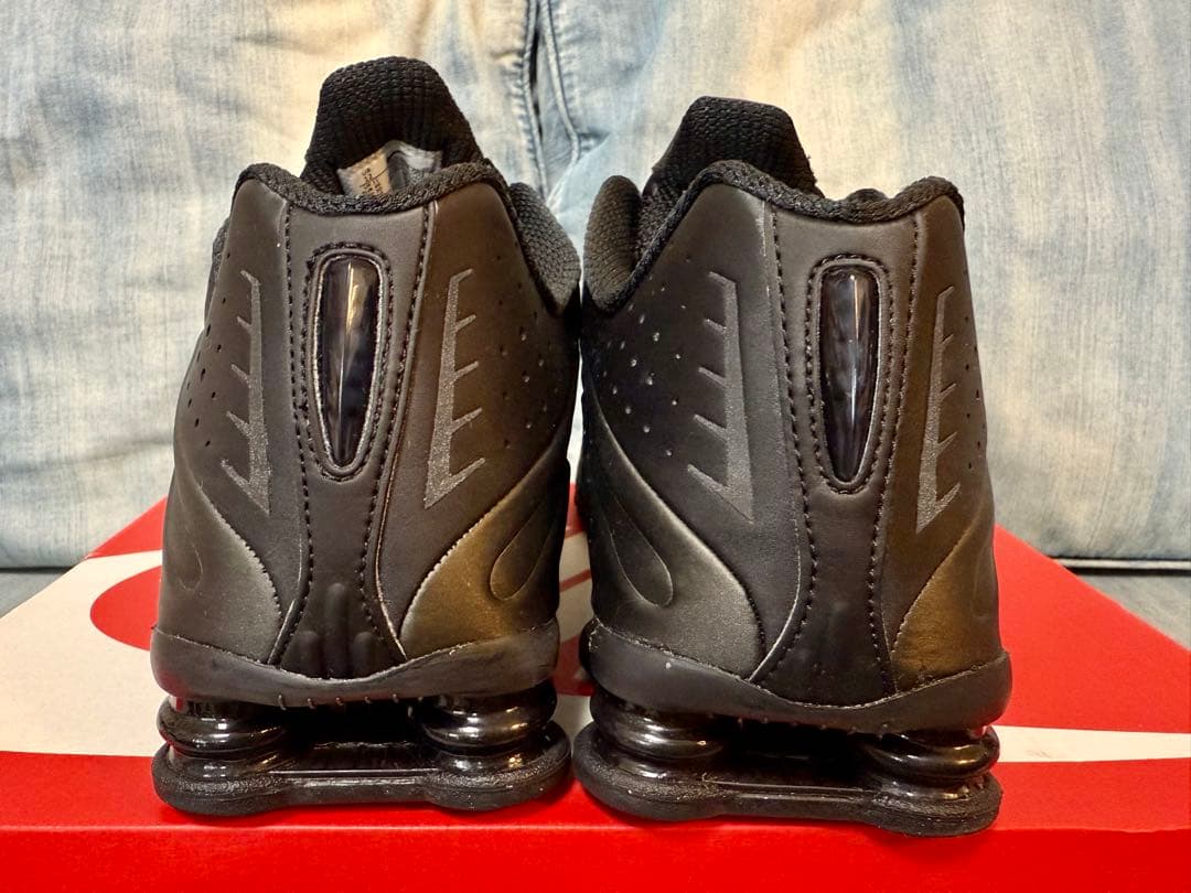 【極美品】Nike Shox R4 \"Black/Bright Crimson\"