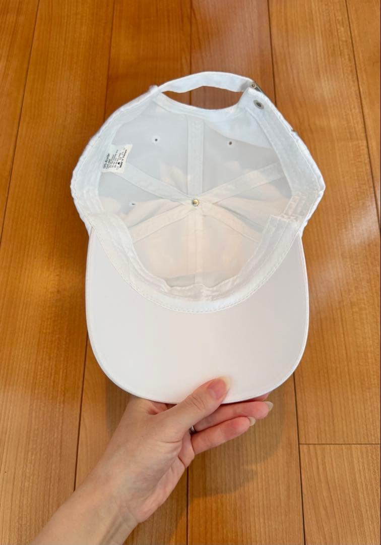 ロレックス 【非売品】 【新品美品】キャップ 帽子 白色