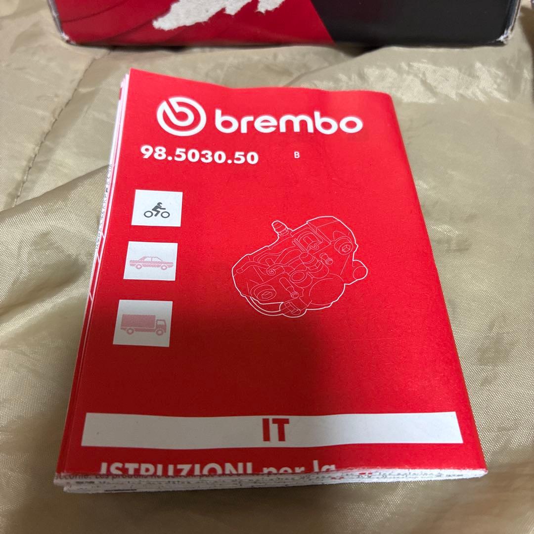 ブレンボ　新カニ　キャリパー　34mm ブラック