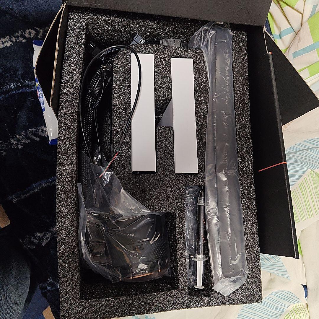 ☆GIGABYTE AORUS WATERFORCE X 280 新品未使用☆