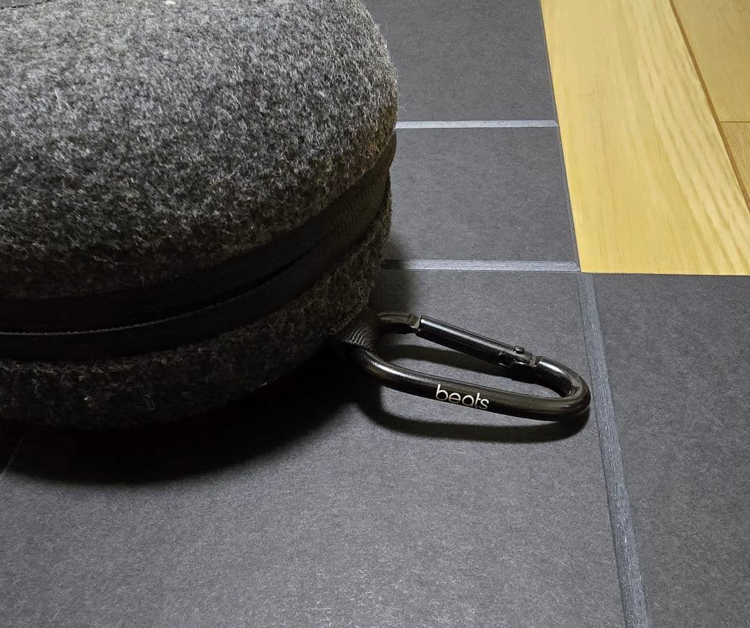 ヘッドホン Beats SOLO PRO GRAY