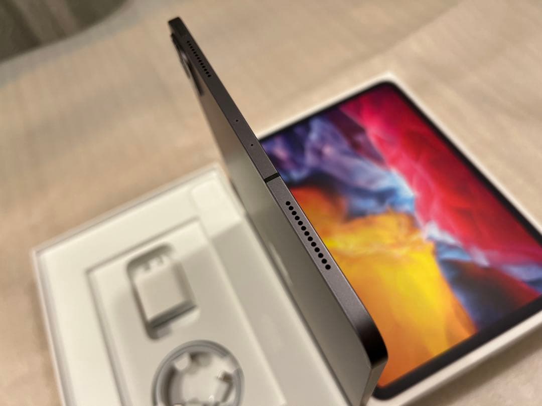 【美品】iPad Pro 11インチ（第2世代）256GB Cellular