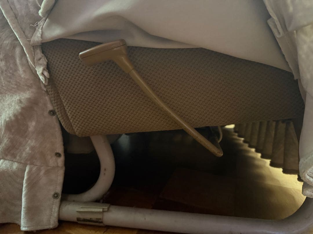 モミモミ　マッサージチェア　完動品