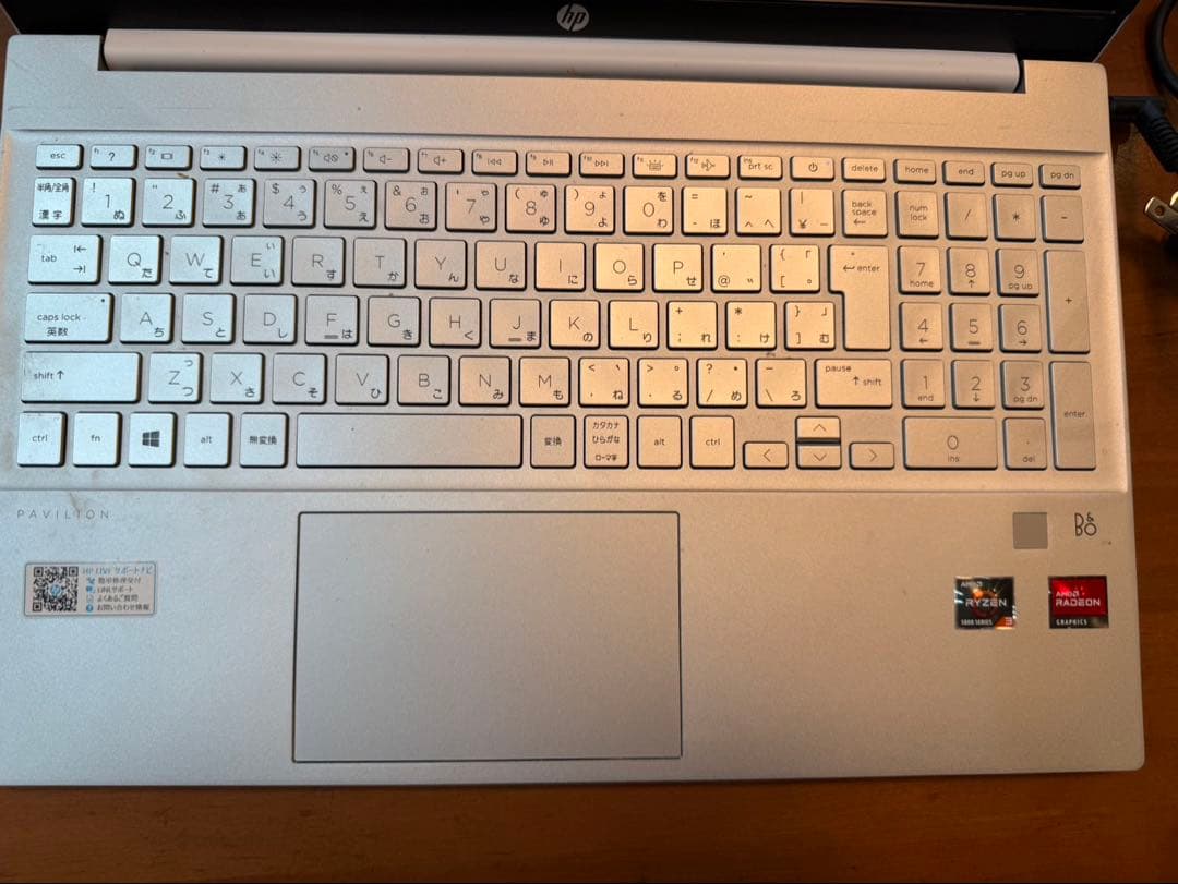 HP Pavilion15-eh1073AU液晶割れ ジャンク外部モニタ動作OK