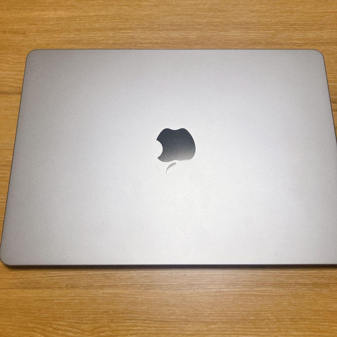 MacBook Air M3 13インチ 512GB