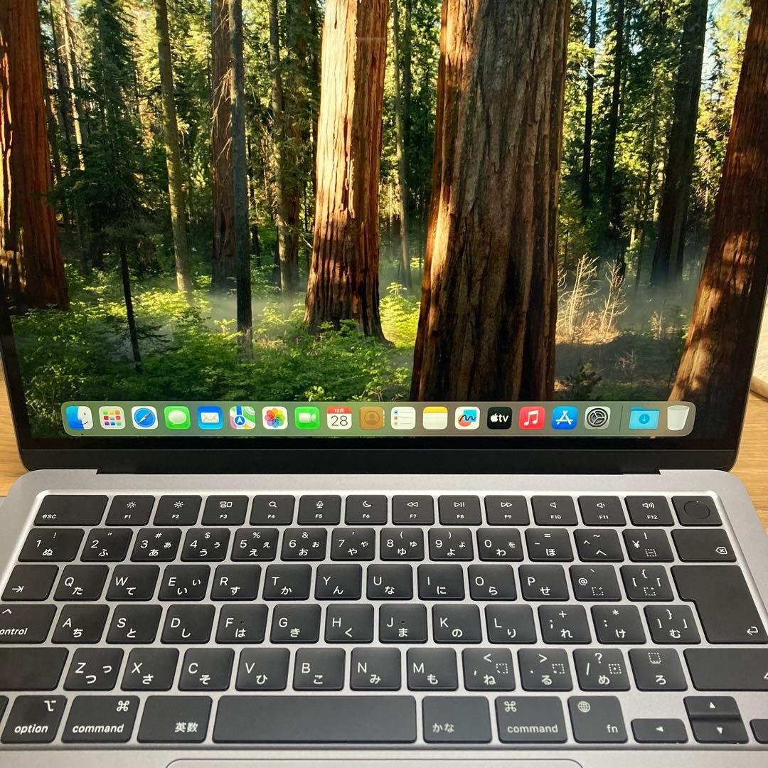 MacBook Air M3 13インチ 512GB