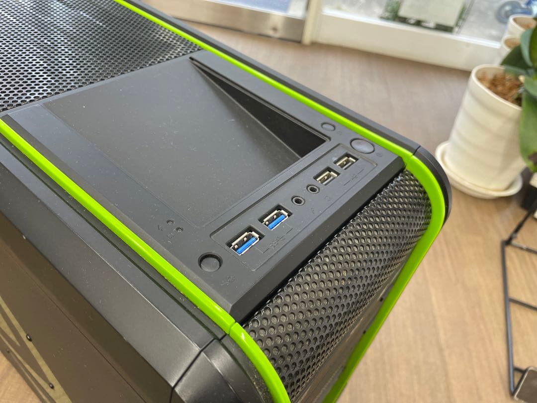 か*ど様 Cooler Master NVIDIAデザイン PCケースジャンク品