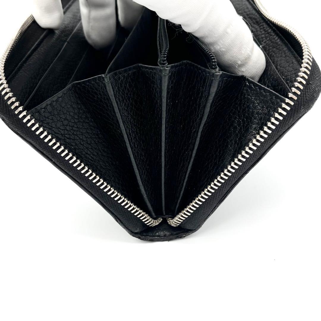 【美品】GUCCI ラウンドファスナー　エンボス　ジャンボＧＧ　ブラック