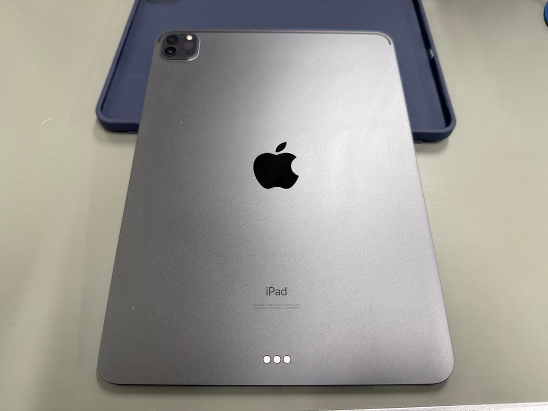 iPad Pro 11インチ 第3世代 256GB WiFiモデル ペン付き