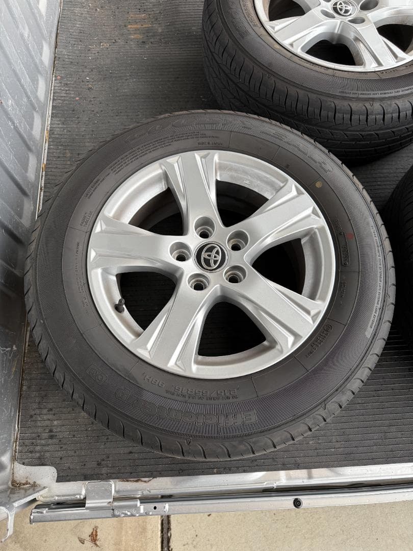 送料込み！アルファード30 純正 16インチ タイヤホイール セット ナット付き