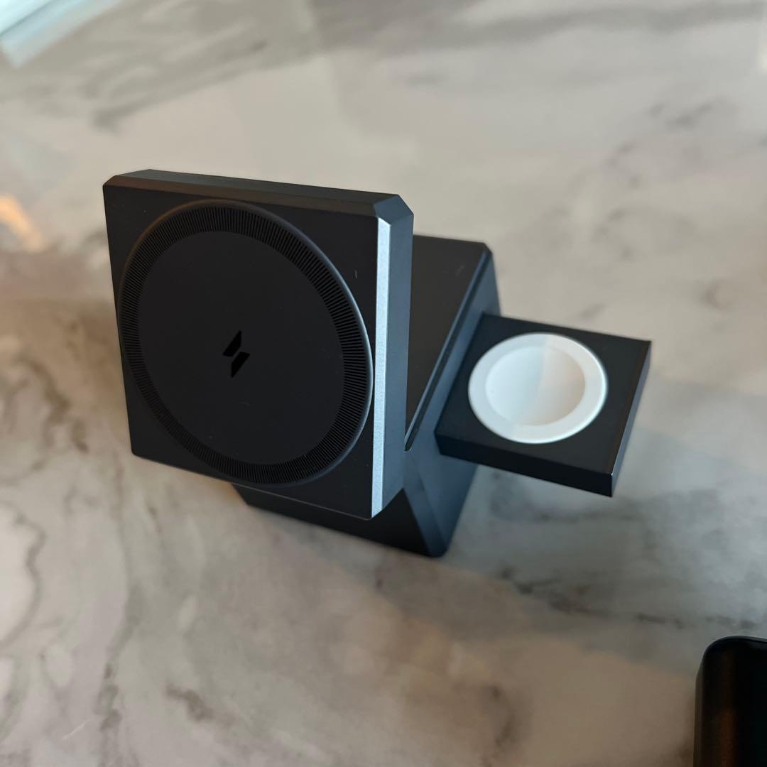 スマホアクセサリー Anker 3-in-1 Cube with MagSafe