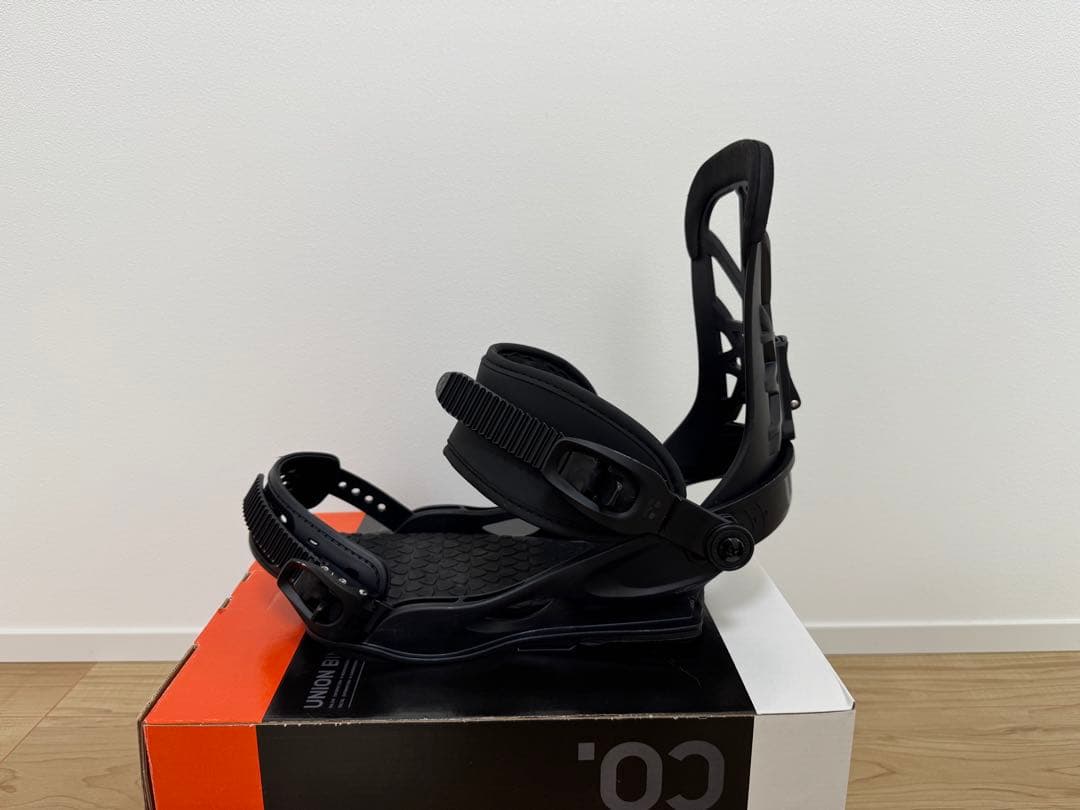 UNION ビンディング Mサイズ