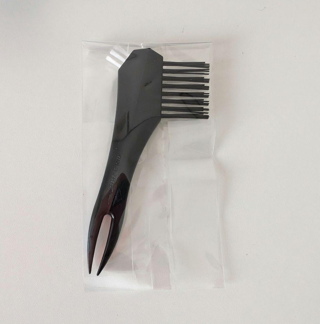k　　stranio 　ケアストレートブラシ　ブラック コーム付き