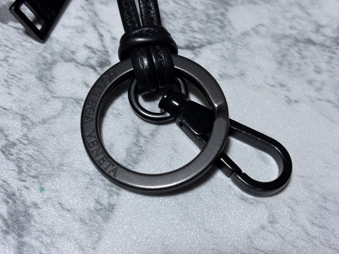 n*n様 ボッテガヴェネタ イントレチャート キーリング ケース ブラック