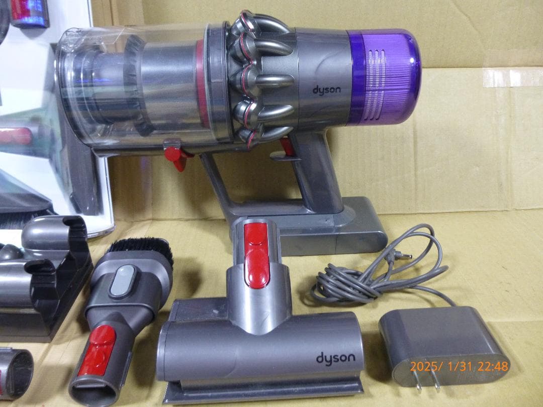 ダイソンSV11 SV14　動作確認済み　美品　無負荷でエコ69分