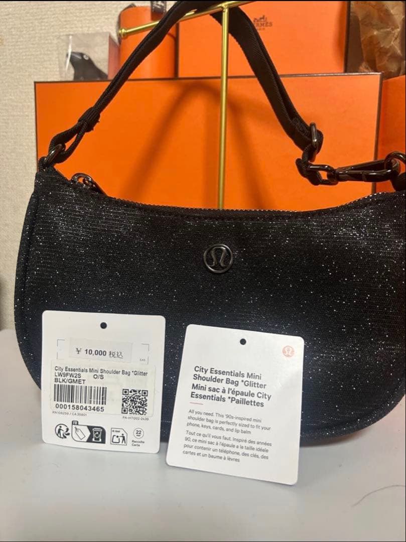 lululemon黒色グリッターショルダーバッグ