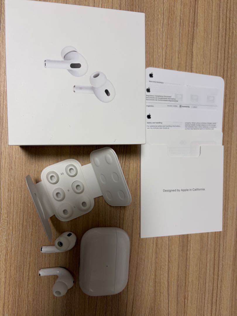 AirPods Pro 第2世代 Lightning Magsafe充電タイプ