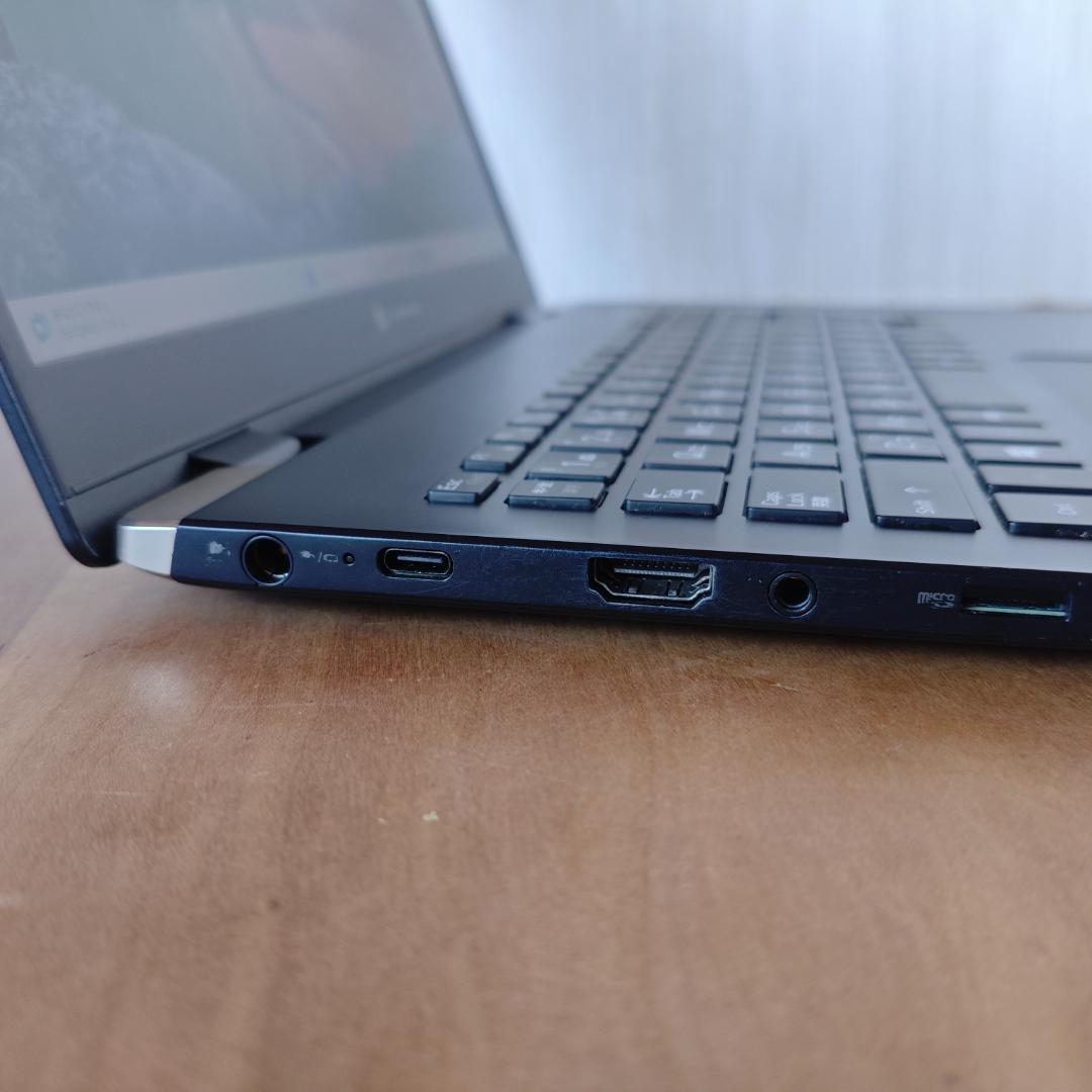 バッテリ優秀！ dynabook G83/FS 16/256GB 第10世代⑦