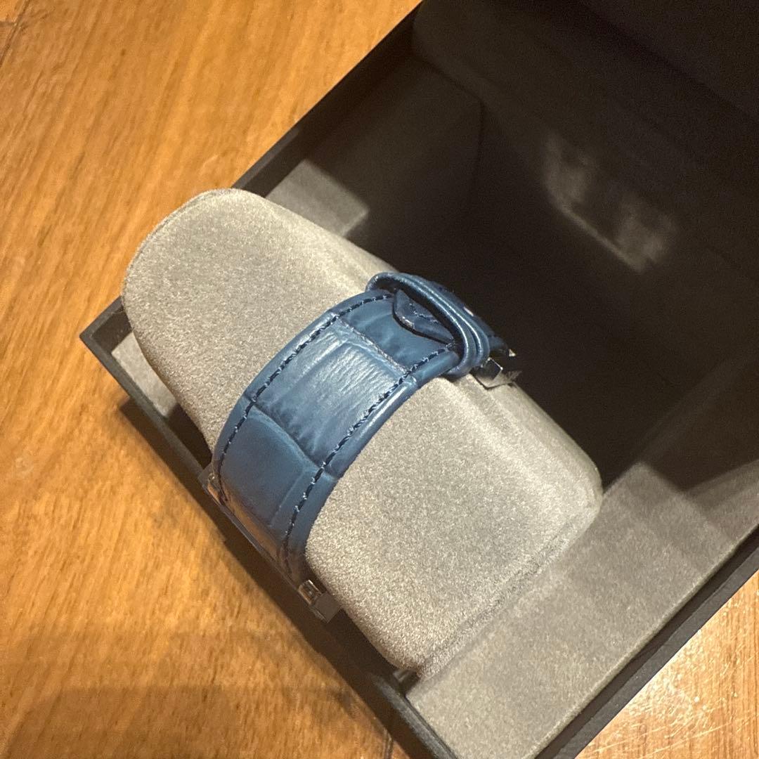 FENDI スクエアウォッチ 青 レザー