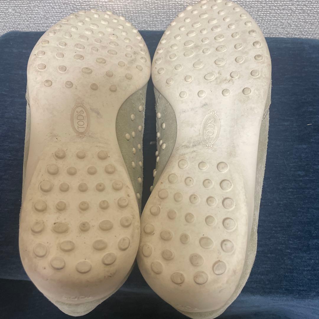 TODS スウェードスニーカー