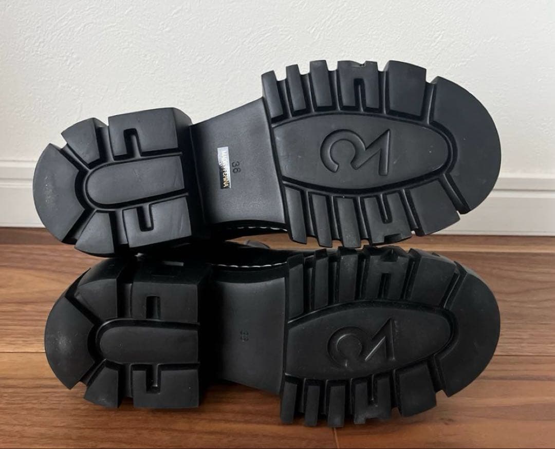 UN3D. 　アンスリード　SOLE SHORT BOOTS 36 ブラック