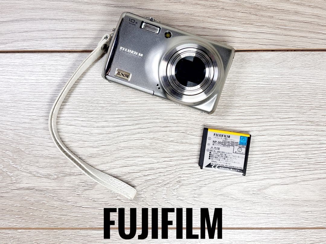 デジタルカメラ FUJIFILM FinePix F70 EXR