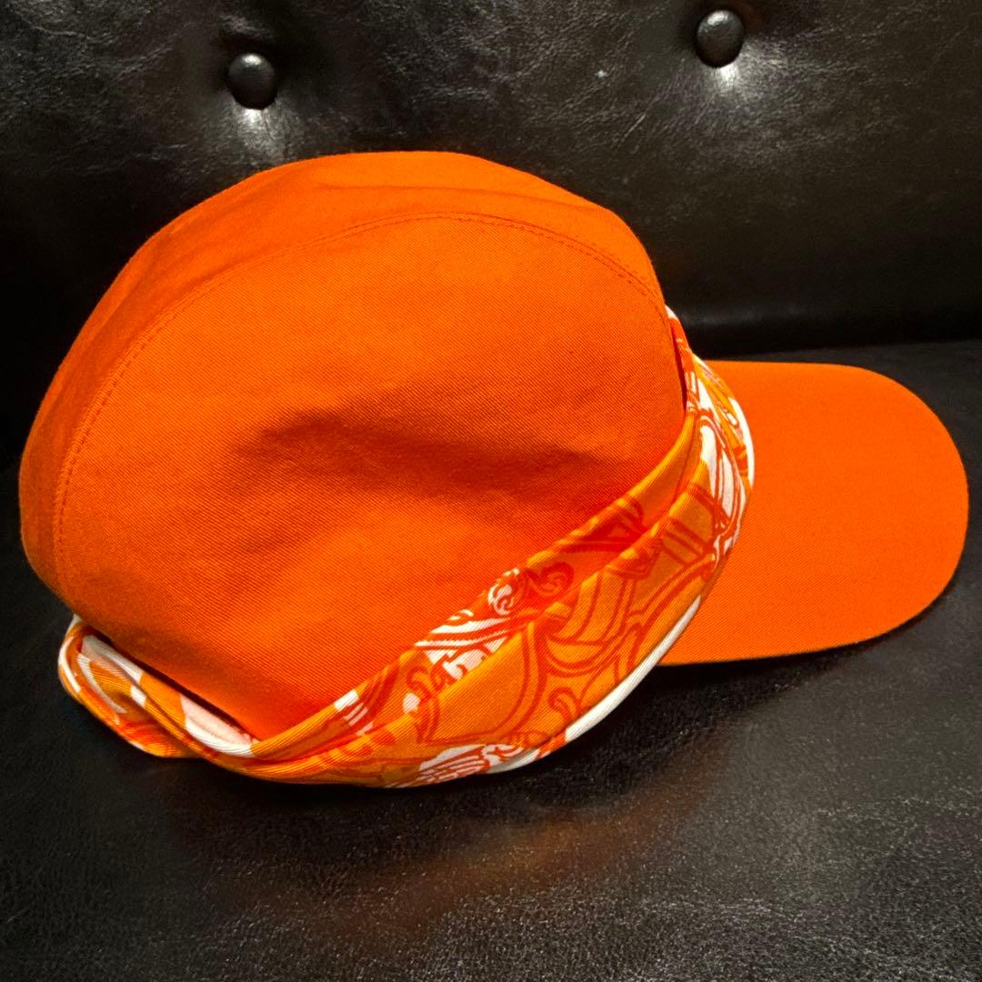 Hermes ツイリー付きキャップ オレンジ