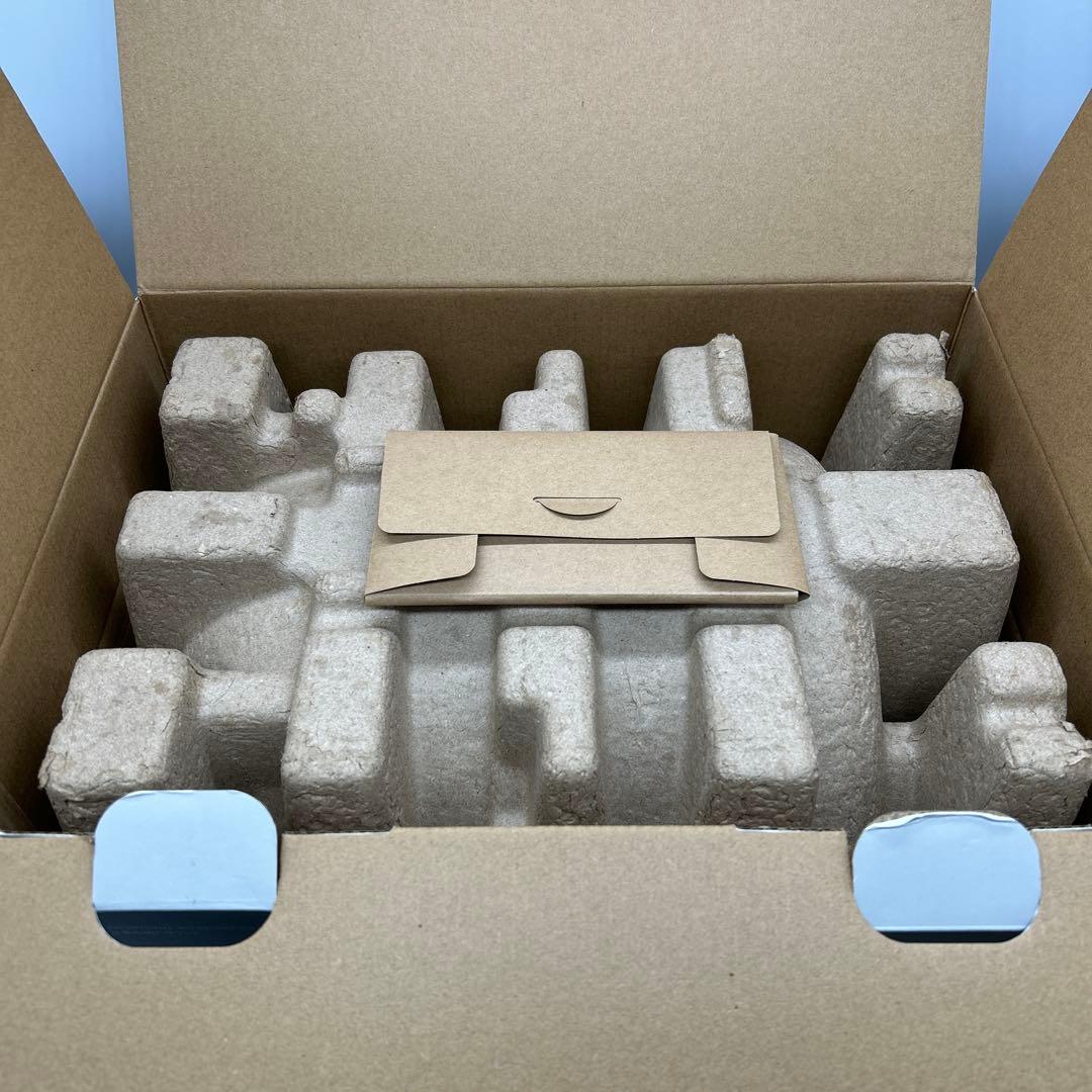 未使用　ハーマンカードン　AURA STUDIO4 スピーカー