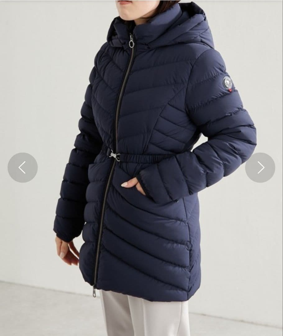 値下中【美品】CAPEHORN　未使用ベルト ダウンジャケット　フード付　 42