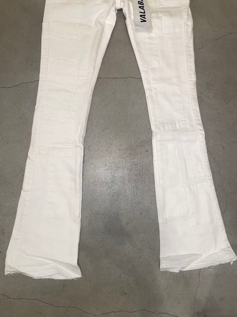 VALABASAS バラバサス ホワイト フレアデニム 28 新品未使用