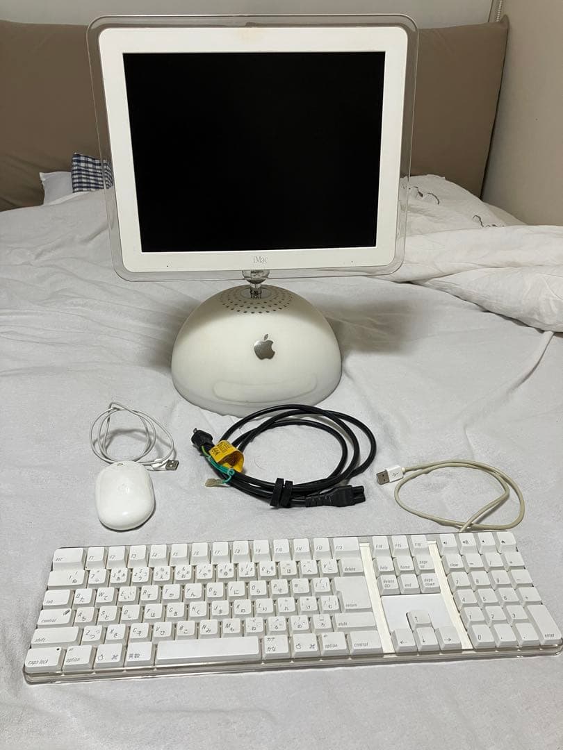 iMac G4 フラットパネル700MHz 768MB MacOS10.3