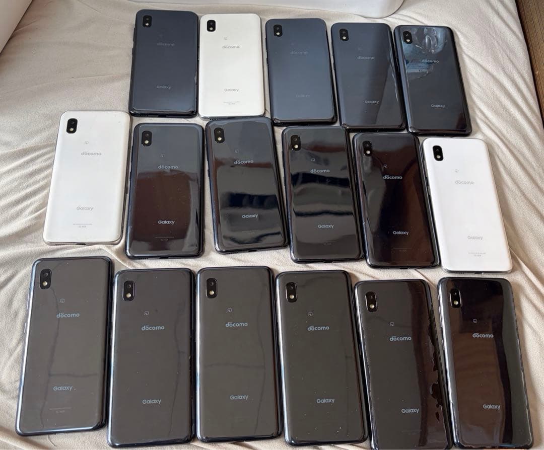 GALAXY A21 カラー3種類初期化済み35個docomo2