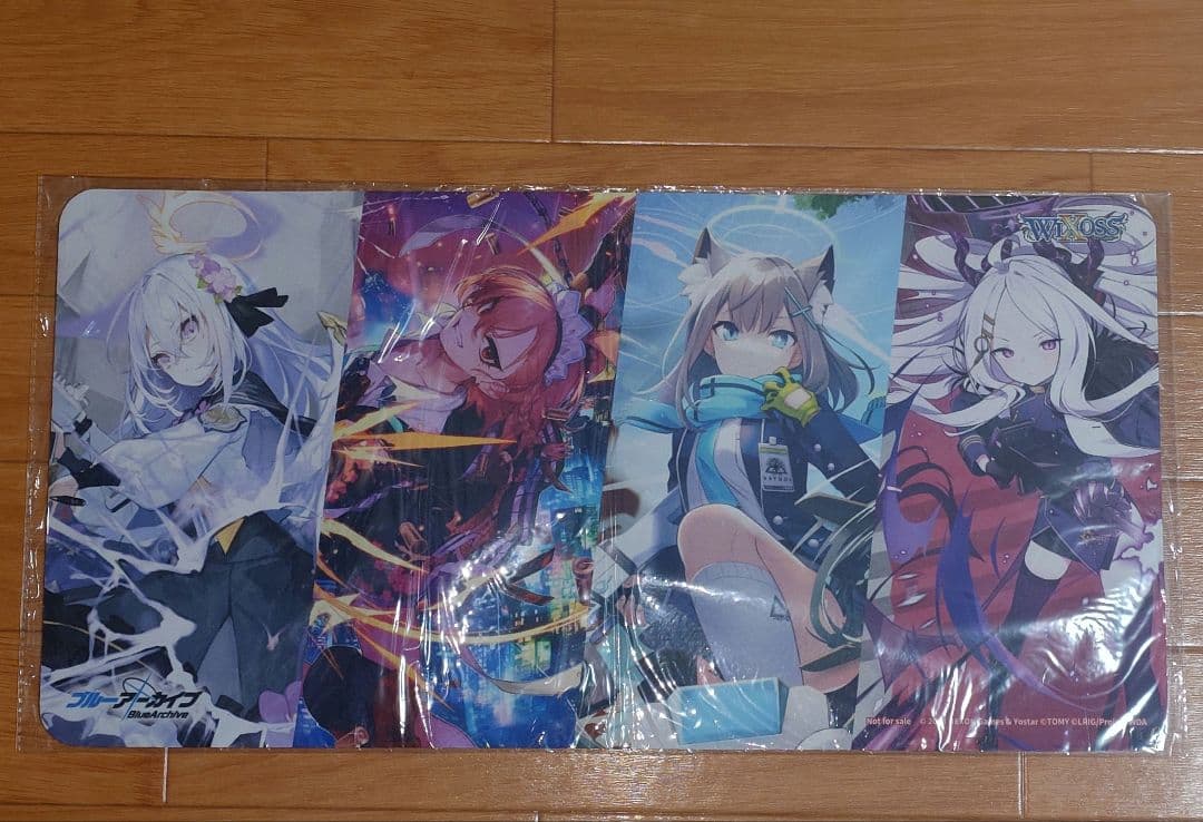 ウィクロス　ブルーアーカイブ　プレイマット