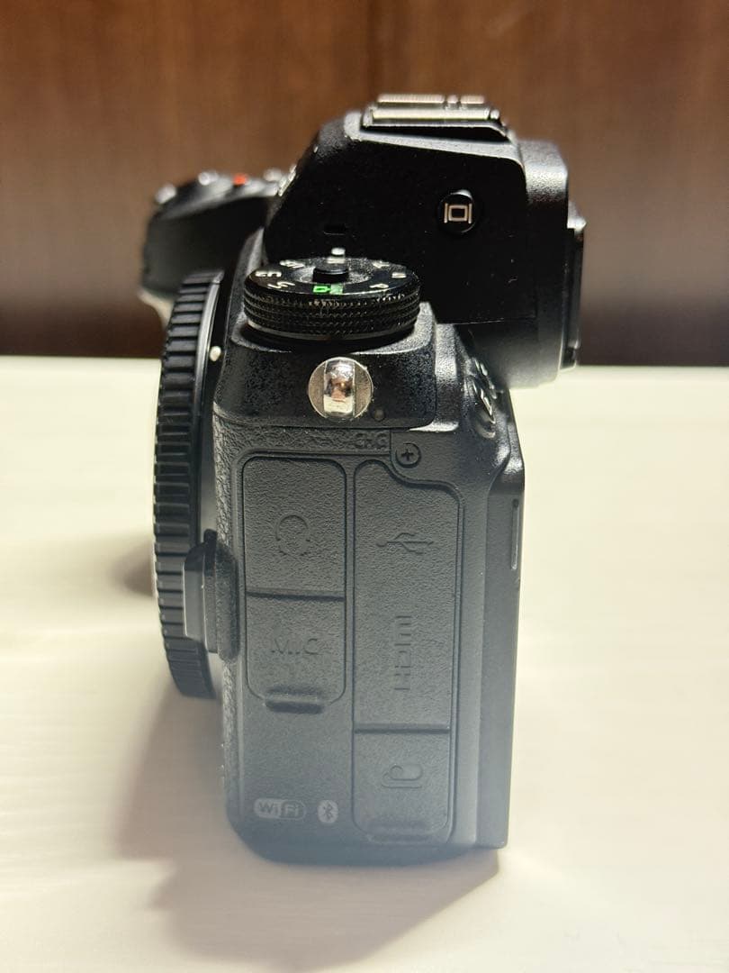 Nikon Z 6II ミラーレス一眼レフカメラ　　傷あり