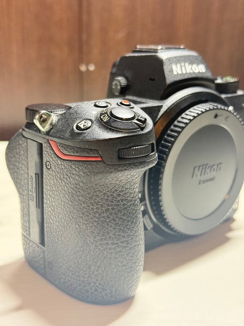 Nikon Z 6II ミラーレス一眼レフカメラ　　傷あり