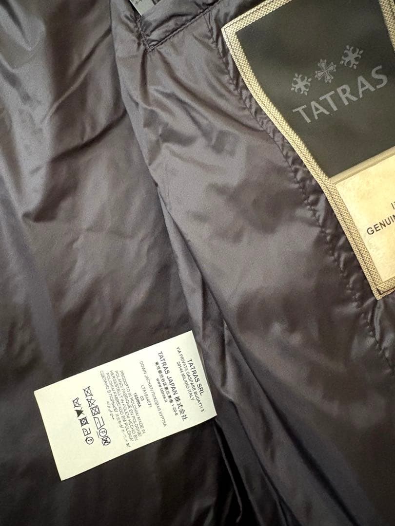 美品☆TATRAS LAVIANA ダウン　ブラック　03