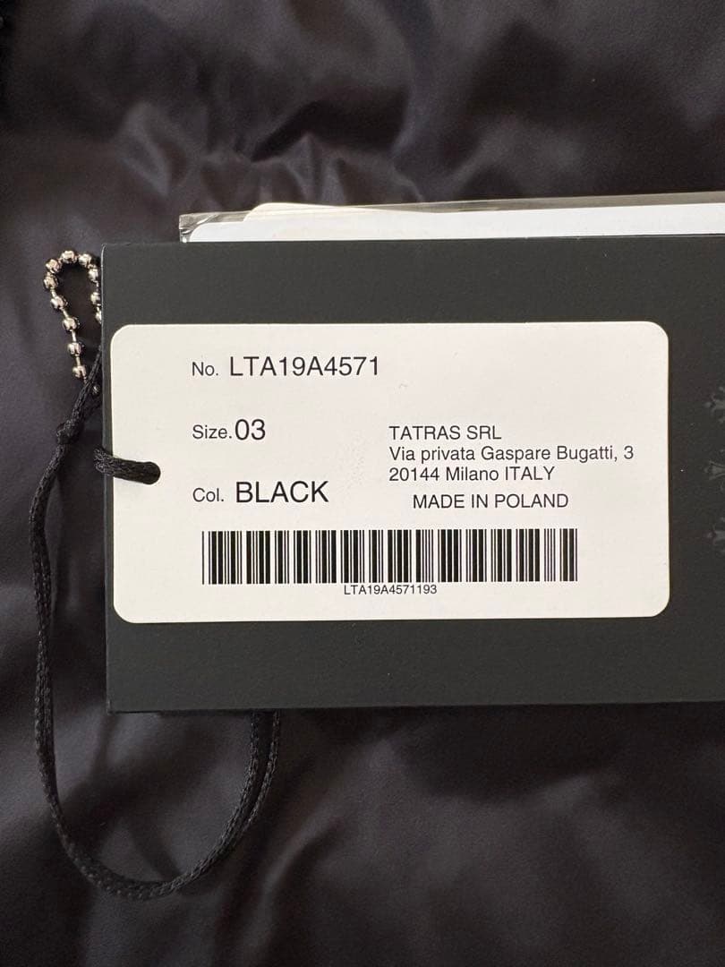 美品☆TATRAS LAVIANA ダウン　ブラック　03