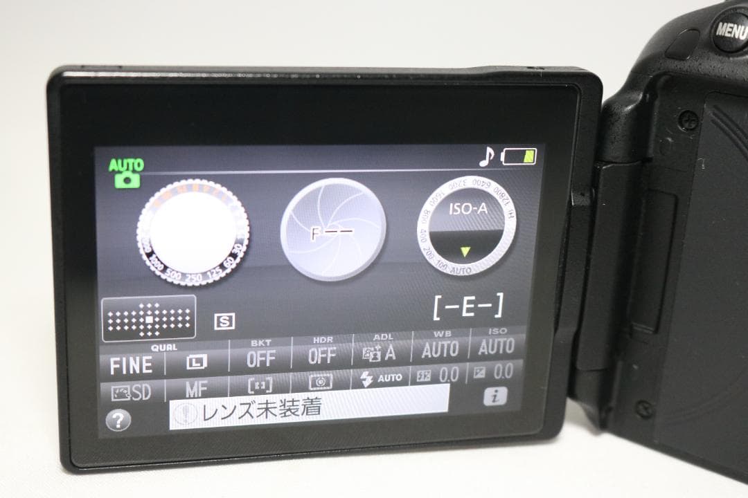 大人気！近遠対応レンズ⭐ Nikon D5300 ⭐高機能 初心者 ⭐一眼レフ