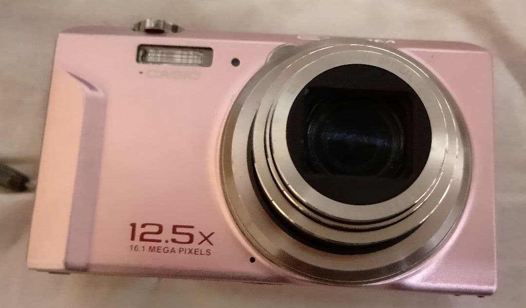 Casio Exilim 16.1メガピクセル デジタルカメラ