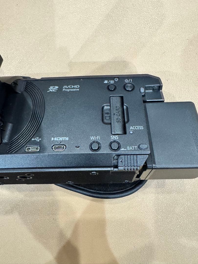 【ジャンク】パナソニックビデオカメラ HC-WX2M