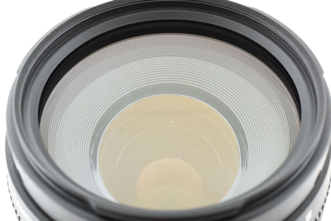 フルサイズ対応　Canon EF 75-300㎜ 1:4-5.6Ⅲ