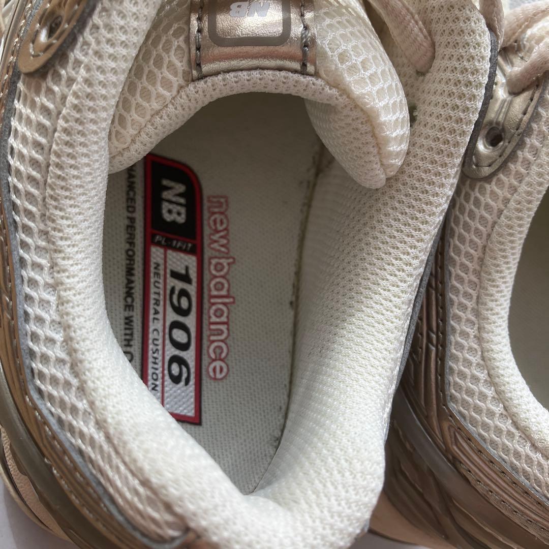 スニーカー　 U1906RCN　1906R （24cm）