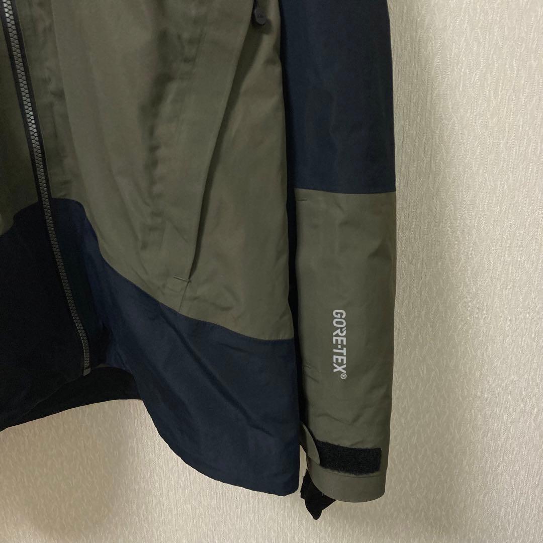 【美品】QUICKSILVER ウェア GORE-TEX カーキ スノー M