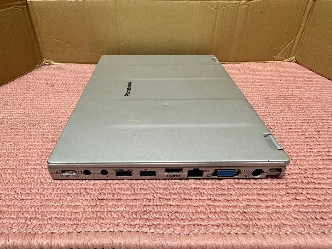 ヒロ　Panasonic CF-MX5 i5-6世代Office 付き