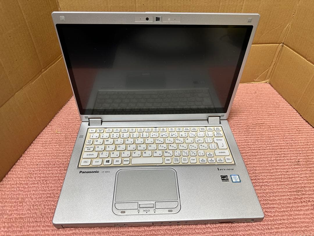 ヒロ　Panasonic CF-MX5 i5-6世代Office 付き