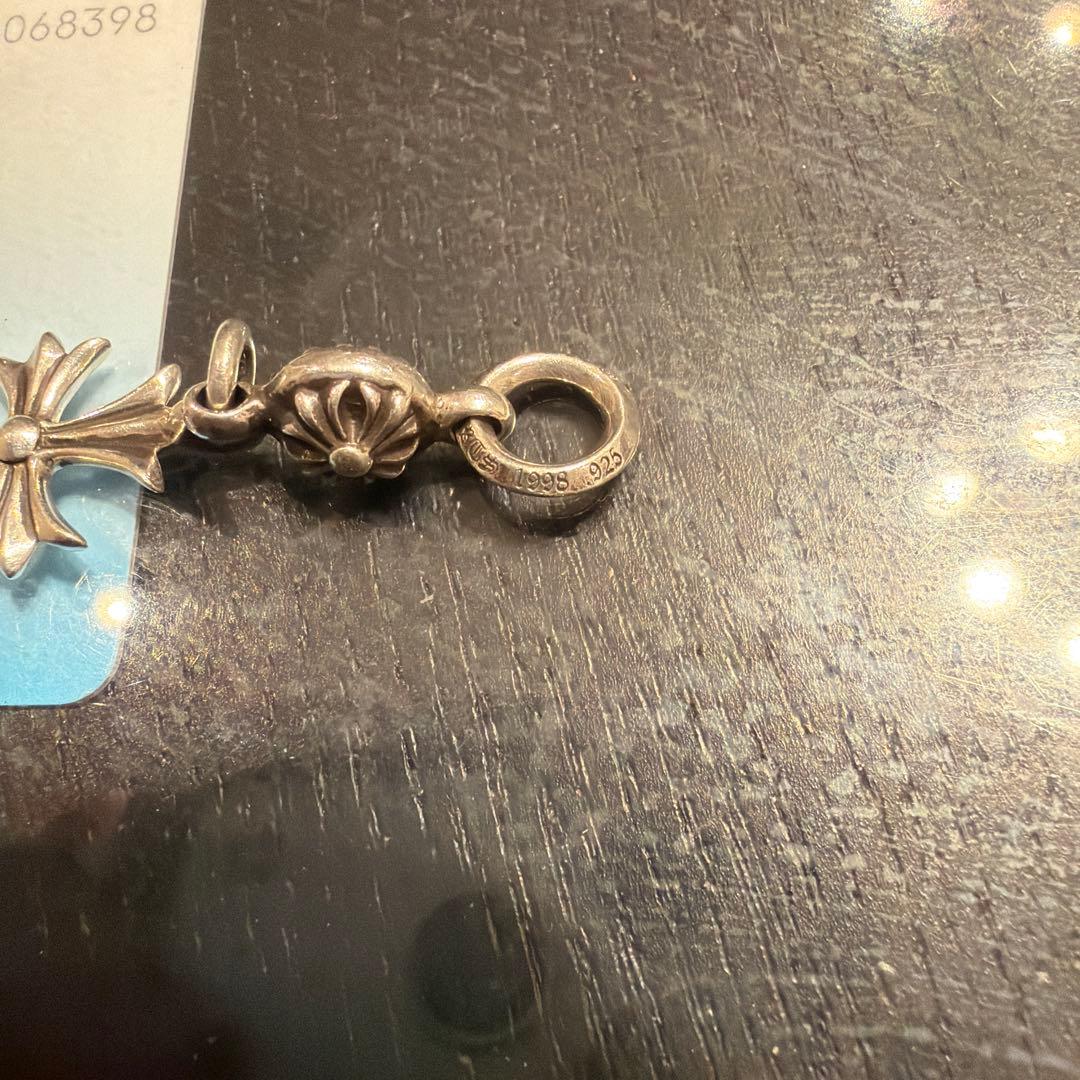 クロムハーツ ワンボールタイニーCH クロスチャーム